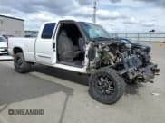 ✅ 2003 Chevrolet Silverado 2500HD LS • VIN: 1GCHC29U13E267442 • Лот: 51182565. Опубликован ранее на Copart с пробегом Не указан. Бесплатный доступ к архиву аукционных продаж из США и подробный отчёт об истории автомобиля на DreamBid. Изображение 4.