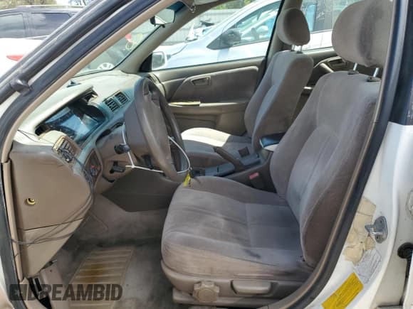✅ 1998 Toyota Camry LE • VIN: JT2BF28K3W0115122 • Lot: 52645095. Listed on Copart with 361,549 mi. Free auction sales archive from the USA and detailed vehicle history report at DreamBid. Image 7.