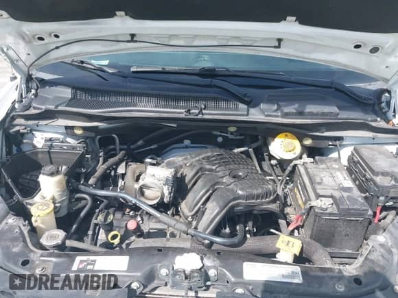 2016 Dodge Grand Caravan R/T z VIN 2C4RDGEGXGR353016, wystawiony jako IAAI lot #43271737 z przebiegiem 101 837 mil mil oraz . Historia ofert i sprzedaży dostępna na DreamBid. Obrazek 10.