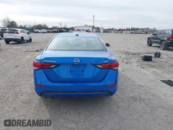 ✅ 2024 Nissan Sentra SV • VIN: 3N1AB8CV0RY329789 • Lot: 43729654. Wystawiony na IAAI z przebiegiem 17 094 mil. Bezpłatny archiwum sprzedaży aukcyjnych z USA i szczegółowy raport historii pojazdu na DreamBid. Zdjęcie 16.