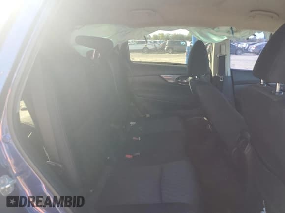 ✅ 2018 Nissan Rogue SV • VIN: KNMAT2MV2JP604493 • Lot: 82536885. Listed on Copart with 76,677 mi. Free auction sales archive from the USA and detailed vehicle history report at DreamBid. Image 11.