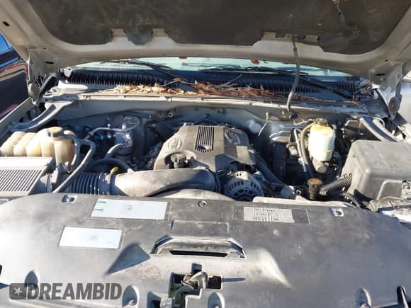 ✅ 2001 Chevrolet Silverado 2500HD • VIN: 1GCHC24G11E186939 • Lot: 42879961. Wystawiony na IAAI z przebiegiem 188 963 mil. Bezpłatny archiwum sprzedaży aukcyjnych z USA i szczegółowy raport historii pojazdu na DreamBid. Zdjęcie 10.