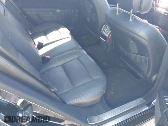 ✅ 2011 Mercedes-Benz S 550 • VIN: WDDNG8GBXBA365599 • Лот: 41886029. Опубликован ранее на IAAI с пробегом 60 859 миль. Бесплатный доступ к архиву аукционных продаж из США и подробный отчёт об истории автомобиля на DreamBid. Изображение 8.