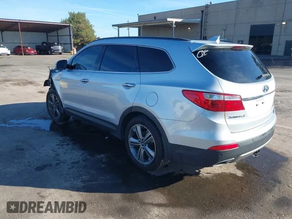 ✅ 2015 Hyundai Santa Fe Limited • VIN: KM8SRDHF1FU116691 • Лот: 43631175. Опубликован ранее на IAAI с пробегом 130 323 миль. Бесплатный доступ к архиву аукционных продаж из США и подробный отчёт об истории автомобиля на DreamBid. Изображение 3.