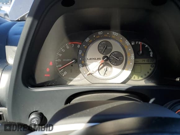 ✅ 2002 Lexus IS 300/350 • VIN: JTHBD192520048800 • Лот: 74569344. Опубликован ранее на Copart с пробегом 141 832 миль. Бесплатный доступ к архиву аукционных продаж из США и подробный отчёт об истории автомобиля на DreamBid. Изображение 9.