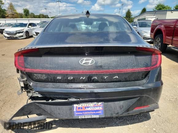 2020 Hyundai Sonata SEL with VIN 5NPEL4JAXLH051895, listed as a Copart auction lot 68696705 with 87,558 mi miles and Salvage title. Bid and sale history available at DreamBid. Image 6.