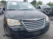 ✅ 2010 Chrysler Town & Country LX • VIN: 2A4RR2D18AR448743 • Lot: 42054602. Wystawiony na IAAI z przebiegiem 191 196 mil. Bezpłatny archiwum sprzedaży aukcyjnych z USA i szczegółowy raport historii pojazdu na DreamBid. Zdjęcie 6.