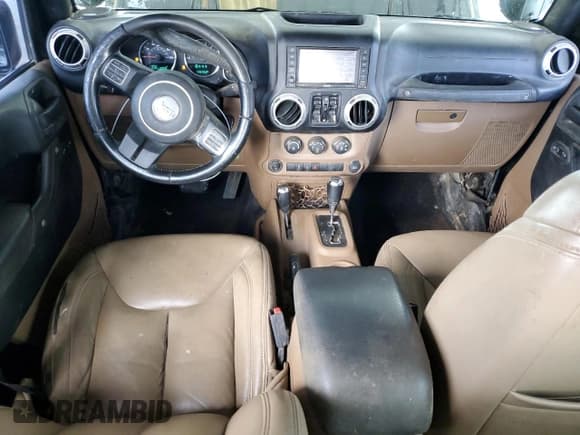 ✅ 2015 Jeep Wrangler Unlimited Altitude • VIN: 1C4HJWEG1FL536729 • Lot: 69589965. Listed on Copart with 136,452 mi. Free auction sales archive from the USA and detailed vehicle history report at DreamBid. Image 8.