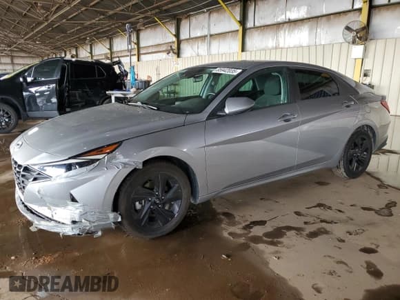 ✅ 2021 Hyundai Elantra SEL • VIN: 5NPLS4AG6MH051893 • Lot: 85942035. Wystawiony na Copart z przebiegiem 29 584 mil. Bezpłatny archiwum sprzedaży aukcyjnych z USA i szczegółowy raport historii pojazdu na DreamBid. Zdjęcie 1.