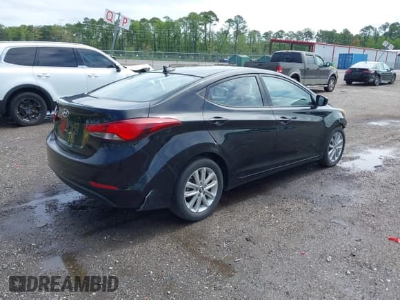 ✅ 2016 Hyundai Elantra SE • VIN: 5NPDH4AE9GH719899 • Lot: 42430799. Listed on IAAI with 150,231 mi. Free auction sales archive from the USA and detailed vehicle history report at DreamBid. Image 4.