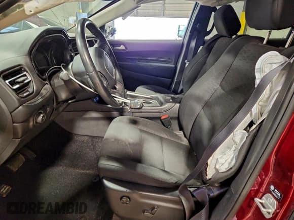 ✅ 2022 Dodge Durango SXT • VIN: 1C4RDJAG8NC174403 • Lot: 94272605. Wystawiony na Copart z przebiegiem 22 312 mil. Bezpłatny archiwum sprzedaży aukcyjnych z USA i szczegółowy raport historii pojazdu na DreamBid. Zdjęcie 7.