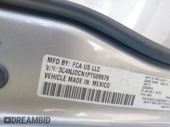 ✅ 2023 Jeep Compass (RED) Edition • VIN: 3C4NJDCN1PT509979 • Lot: 43470446. Wystawiony na IAAI z przebiegiem 212 814 mil. Bezpłatny archiwum sprzedaży aukcyjnych z USA i szczegółowy raport historii pojazdu na DreamBid. Zdjęcie 9.