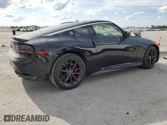 ✅ 2024 Nissan Z Performance • VIN: JN1BZ4BH1RM366566 • Lot: 53894855. Listed on Copart with 5,252 mi. Free auction sales archive from the USA and detailed vehicle history report at DreamBid. Image 3.