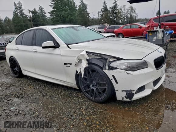 ✅ 2012 BMW 5 Series 550i xDrive • VIN: WBAFU9C56CDY69934 • Lot: 96613845. Listed on Copart with 104,005 mi. Free auction sales archive from the USA and detailed vehicle history report at DreamBid. Image 4.