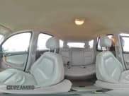 ✅ 2007 Saturn VUE V6 • VIN: 5GZCZ53467S841462 • Lot: 44927635. Wystawiony na Copart z przebiegiem 219 919 mil. Bezpłatny archiwum sprzedaży aukcyjnych z USA i szczegółowy raport historii pojazdu na DreamBid. Zdjęcie 14.