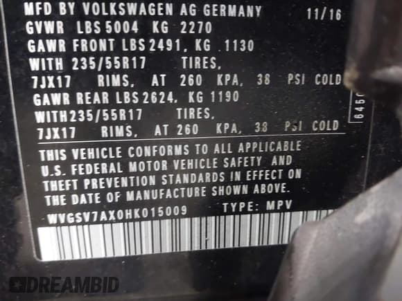 ✅ 2017 Volkswagen Tiguan Wolfsburg Edition • VIN: WVGSV7AX0HK015009 • Lot: 43466791. Wystawiony na IAAI z przebiegiem 104 969 mil. Bezpłatny archiwum sprzedaży aukcyjnych z USA i szczegółowy raport historii pojazdu na DreamBid. Zdjęcie 9.