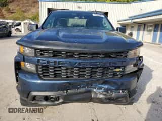 ✅ 2020 Chevrolet Silverado 1500 Custom • VIN: 1GCRYBEH7LZ188218 • Лот: 80005385. Размещён на Copart с пробегом 44 148 миль миль. Получите бесплатный доступ к архиву аукционных продаж из США и посмотрите подробный отчёт об истории автомобиля на DreamBid. Изображение 5.