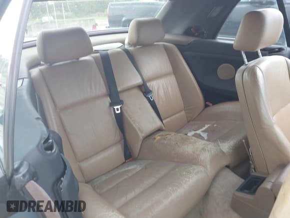 ✅ 1996 BMW 3 Series • VIN: WBABK7328TET61943 • Lot: 42806238. Listed on IAAI with 227,729 mi. Free auction sales archive from the USA and detailed vehicle history report at DreamBid. Image 8.