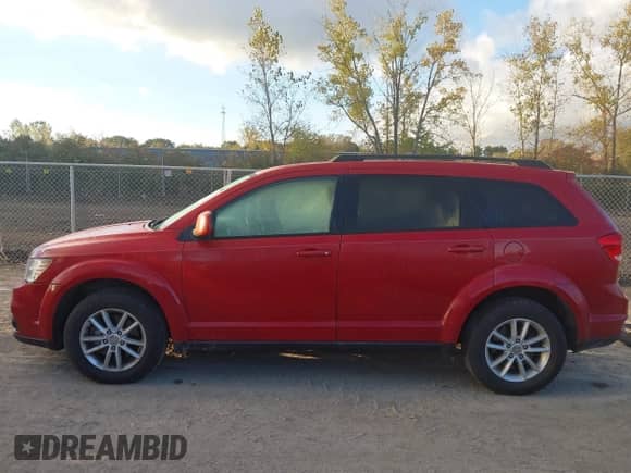 2015 Dodge Journey SXT z VIN 3C4PDCBG5FT669018, wystawiony jako IAAI lot #43447627 z przebiegiem 149 818 mil mil oraz . Historia ofert i sprzedaży dostępna na DreamBid. Obrazek 14.