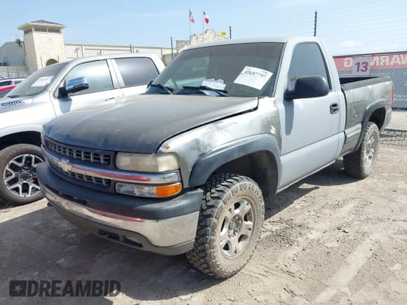 ✅ 2000 Chevrolet Silverado 1500 • VIN: 1GCEK14V3YZ229677 • Lot: 42687797. Listed on IAAI with 211,469 mi. Free auction sales archive from the USA and detailed vehicle history report at DreamBid. Image 6.