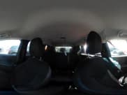 ✅ 2018 Jeep Renegade Latitude • VIN: ZACCJBBB6JPJ44553 • Lot: 42422250. Wystawiony na IAAI z przebiegiem 71 276 mil. Bezpłatny archiwum sprzedaży aukcyjnych z USA i szczegółowy raport historii pojazdu na DreamBid. Zdjęcie 18.