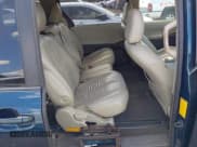 ✅ 2011 Toyota Sienna XLE AAS • VIN: 5TDYK3DC7BS121451 • Lot: 43174564. Listed on IAAI with 268,726 mi. Free auction sales archive from the USA and detailed vehicle history report at DreamBid. Image 8.