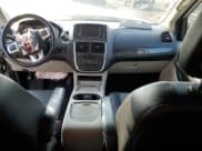 ✅ 2019 Dodge Grand Caravan Crew • VIN: 2C4RDGDG9KR601119 • Lot: 68412885. Wystawiony na Copart z przebiegiem Nie podano. Bezpłatny archiwum sprzedaży aukcyjnych z USA i szczegółowy raport historii pojazdu na DreamBid. Zdjęcie 8.