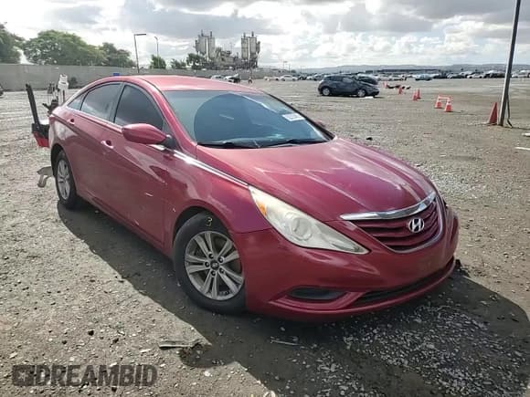 ✅ 2013 Hyundai Sonata GLS • VIN: 5NPEB4AC8DH687186 • Лот: 82529455. Опубликован ранее на Copart с пробегом 198 451 миль. Бесплатный доступ к архиву аукционных продаж из США и подробный отчёт об истории автомобиля на DreamBid. Изображение 13.