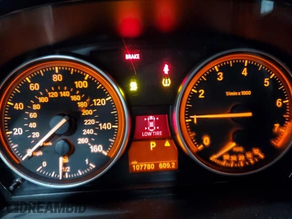 ✅ 2011 BMW 3 Series 328i xDrive • VIN: WBAPK5C53BA994635 • Lot: 50235645. Listed on Copart with 107,780 mi. Free auction sales archive from the USA and detailed vehicle history report at DreamBid. Image 9.