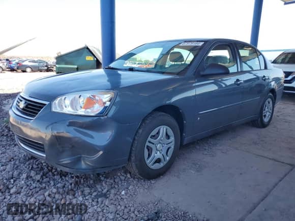 2007 Chevrolet Malibu 1LS z VIN 1G1ZS58F17F281233, wystawiony jako Copart lot #67979164 z przebiegiem 111 741 mil mil oraz Szkoda całkowita • Salvage title. Historia ofert i sprzedaży dostępna na DreamBid. Obrazek 1.