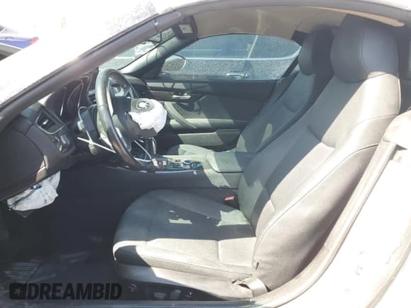 ✅ 2014 BMW Z4 sDrive28i • VIN: WBALL5C53EJ105929 • Lot: 68471205. Wystawiony na Copart z przebiegiem 87 223 mil. Bezpłatny archiwum sprzedaży aukcyjnych z USA i szczegółowy raport historii pojazdu na DreamBid. Zdjęcie 7.