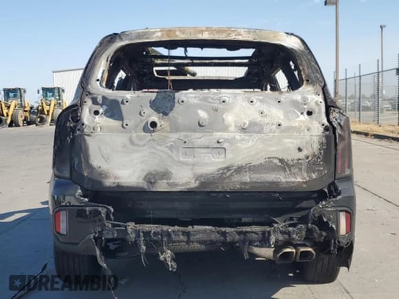 ✅ 2025 Kia Telluride SX-Prestige X-Line • VIN: 5XYP5DGC6SG673248 • Lot: 71287865. Wystawiony na Copart z przebiegiem Nie podano. Bezpłatny archiwum sprzedaży aukcyjnych z USA i szczegółowy raport historii pojazdu na DreamBid. Zdjęcie 6.