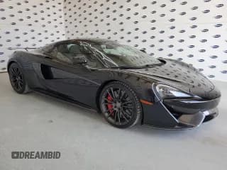 ✅ 2018 McLaren 570S • VIN: SBM13FAA4JW005603 • Lot: 68124015. Listed on Copart with 10,892 mi. Free auction sales archive from the USA and detailed vehicle history report at DreamBid. Image 4.