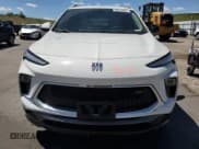 ✅ 2024 Buick Encore GX Sport Touring • VIN: KL4AMESL8RB217675 • Lot: 58019085. Wystawiony na Copart z przebiegiem 4 783 mil. Bezpłatny archiwum sprzedaży aukcyjnych z USA i szczegółowy raport historii pojazdu na DreamBid. Zdjęcie 5.