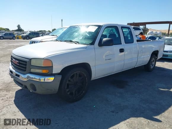 ✅ 2004 GMC Sierra 1500 • VIN: 1GTEC19T44E127956 • Лот: 42690309. Опубликован ранее на IAAI с пробегом 368 452 миль. Бесплатный доступ к архиву аукционных продаж из США и подробный отчёт об истории автомобиля на DreamBid. Изображение 2.