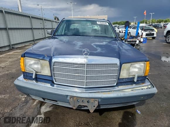 ✅ 1986 Mercedes-Benz 420 SEL • VIN: WDBCA35D0GA265320 • Lot: 71633745. Listed on Copart with 21,313 mi. Free auction sales archive from the USA and detailed vehicle history report at DreamBid. Image 5.