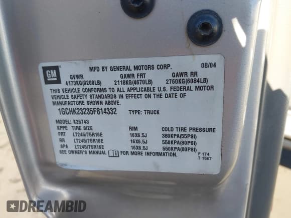 ✅ 2005 Chevrolet Silverado 2500HD Work Truck • VIN: 1GCHK23235F814332 • Lot: 43574421. Wystawiony na IAAI z przebiegiem 196 560 mil. Bezpłatny archiwum sprzedaży aukcyjnych z USA i szczegółowy raport historii pojazdu na DreamBid. Zdjęcie 9.