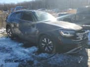 ✅ 2023 Volkswagen Atlas SE • VIN: 1V2LC2CA7PC219081 • Lot: 41369365. Listed on Copart with 12,941 mi. Free auction sales archive from the USA and detailed vehicle history report at DreamBid. Image 4.