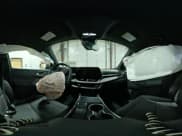 ✅ 2025 Chevrolet Equinox AWD LT • VIN: 3GNAXPEG0SL318857 • Lot: 43467058. Listed on IAAI with 14,717 mi. Free auction sales archive from the USA and detailed vehicle history report at DreamBid. Image 18.