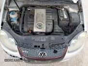 ✅ 2007 Volkswagen Golf GTI • VIN: WVWEV71K87W085340 • Лот: 75001884. Опубликован ранее на Copart с пробегом 205 584 миль. Бесплатный доступ к архиву аукционных продаж из США и подробный отчёт об истории автомобиля на DreamBid. Изображение 11.