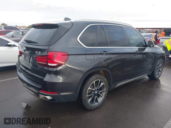 ✅ 2018 BMW X5 xDrive35i • VIN: 5UXKR0C53J0X92425 • Lot: 43709983. Listed on IAAI with 66,776 mi. Free auction sales archive from the USA and detailed vehicle history report at DreamBid. Image 4.