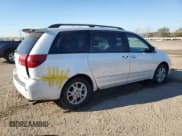 ✅ 2004 Toyota Sienna XLE • VIN: 5TDZA22C94S180329 • Lot: 89892895. Wystawiony na Copart z przebiegiem 270 657 mil. Bezpłatny archiwum sprzedaży aukcyjnych z USA i szczegółowy raport historii pojazdu na DreamBid. Zdjęcie 3.