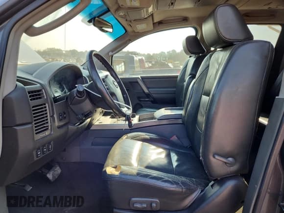 ✅ 2005 Nissan Titan LE • VIN: 1N6BA07A15N538363 • Лот: 80393295. Опубликован ранее на Copart с пробегом 34 665 миль. Бесплатный доступ к архиву аукционных продаж из США и подробный отчёт об истории автомобиля на DreamBid. Изображение 7.