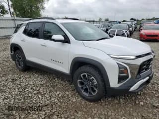 ✅ 2025 Chevrolet Equinox AWD ACTIV • VIN: 3GNAXSEG6SL143422 • Lot: 61568755. Wystawiony na Copart z przebiegiem 17 758 mil. Bezpłatny archiwum sprzedaży aukcyjnych z USA i szczegółowy raport historii pojazdu na DreamBid. Zdjęcie 4.