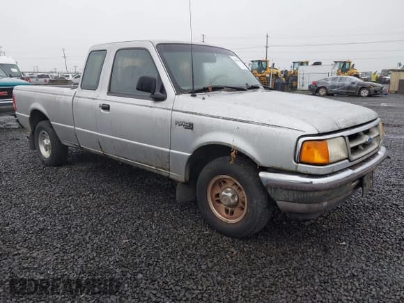 ✅ 1996 Ford Ranger XL • VIN: 1FTCR14A8TPA18897 • Lot: 43858114. Listed on IAAI with 280,564 mi. Free auction sales archive from the USA and detailed vehicle history report at DreamBid. Image 1.