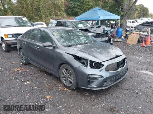 ✅ 2021 Kia Forte GT-Line • VIN: 3KPF34AD7ME382938 • Lot: 43451606. Wystawiony na IAAI z przebiegiem 60 280 mil. Bezpłatny archiwum sprzedaży aukcyjnych z USA i szczegółowy raport historii pojazdu na DreamBid. Zdjęcie 1.