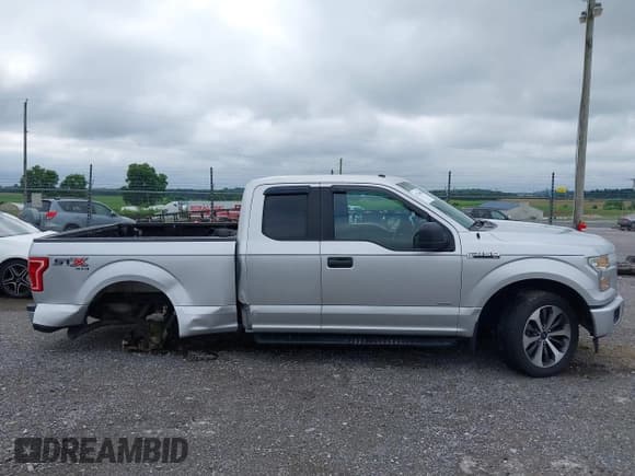 ✅ 2017 Ford F-150 XL • VIN: 1FTEX1EP0HFA83063 • Lot: 42746608. Listed on IAAI with 116,818 mi. Free auction sales archive from the USA and detailed vehicle history report at DreamBid. Image 13.