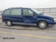 ✅ 1995 Ford Windstar GL • VIN: 2FMDA5149SBC55420 • Lot: 42068228. Wystawiony na IAAI z przebiegiem 187 824 mil. Bezpłatny archiwum sprzedaży aukcyjnych z USA i szczegółowy raport historii pojazdu na DreamBid. Zdjęcie 13.