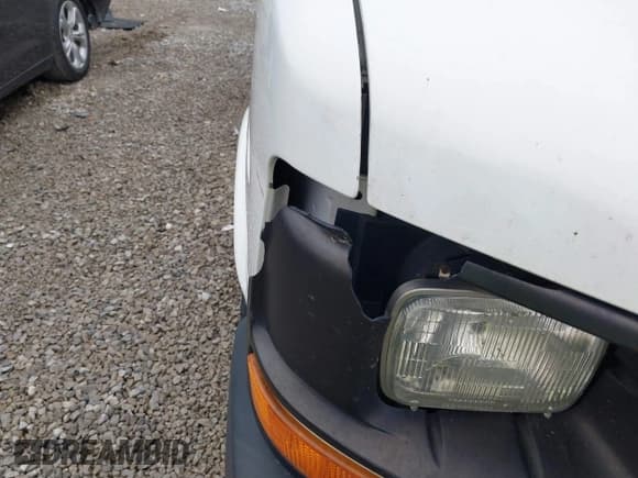 ✅ 2014 Chevrolet Express Cargo • VIN: 1GCWGFBA9E1111887 • Lot: 43770863. Listed on IAAI with 248,486 mi. Free auction sales archive from the USA and detailed vehicle history report at DreamBid. Image 18.