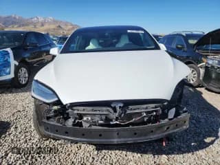 ✅ 2016 Tesla Model X P90D • VIN: 5YJXCBE48GF031103 • Lot: 86140875. Listed on Copart with Not provided. Free auction sales archive from the USA and detailed vehicle history report at DreamBid. Image 5.